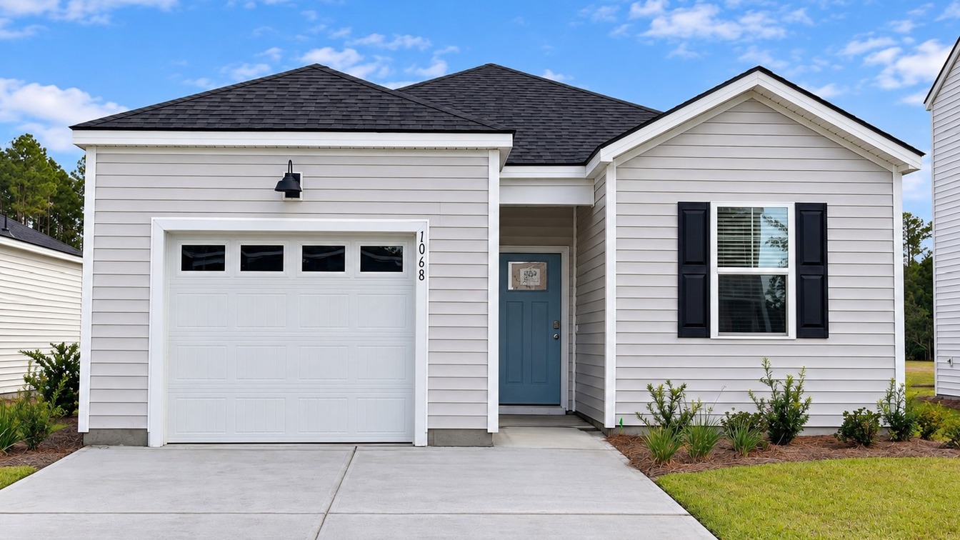 1068 Lakes Boulevard exterior