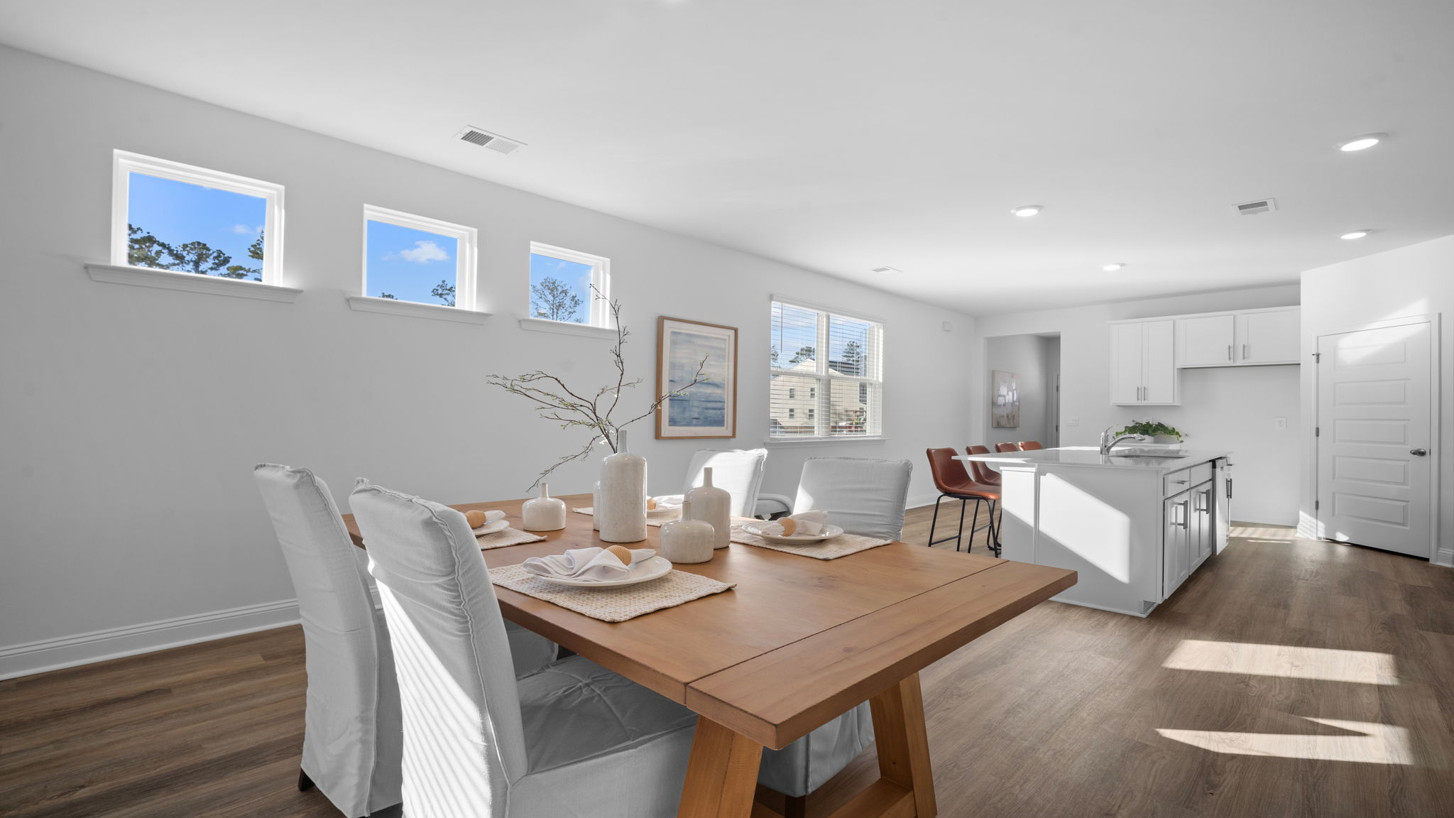 Dining area with a table and chairs