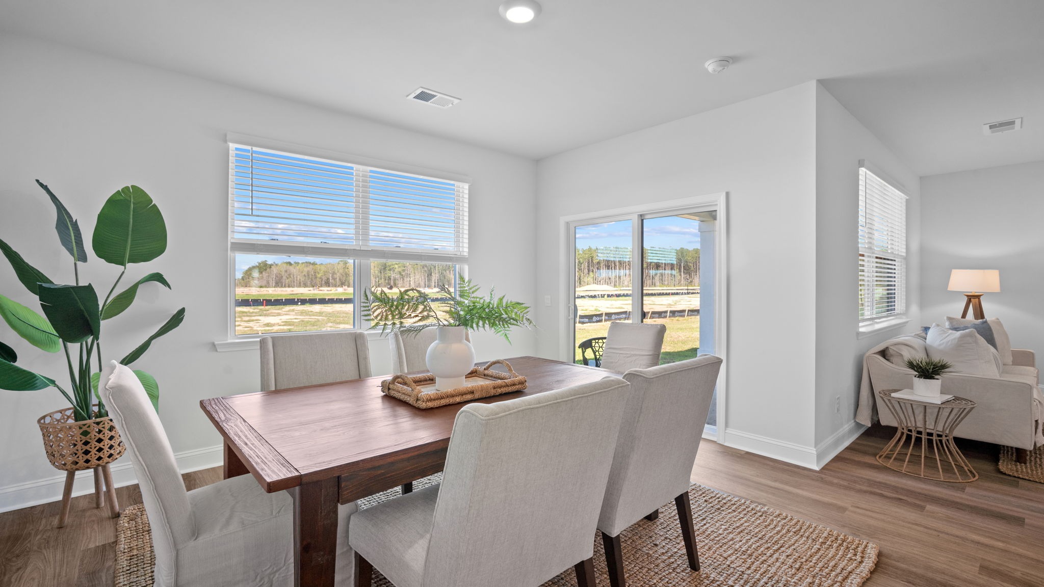 Dining area with a table and chairs