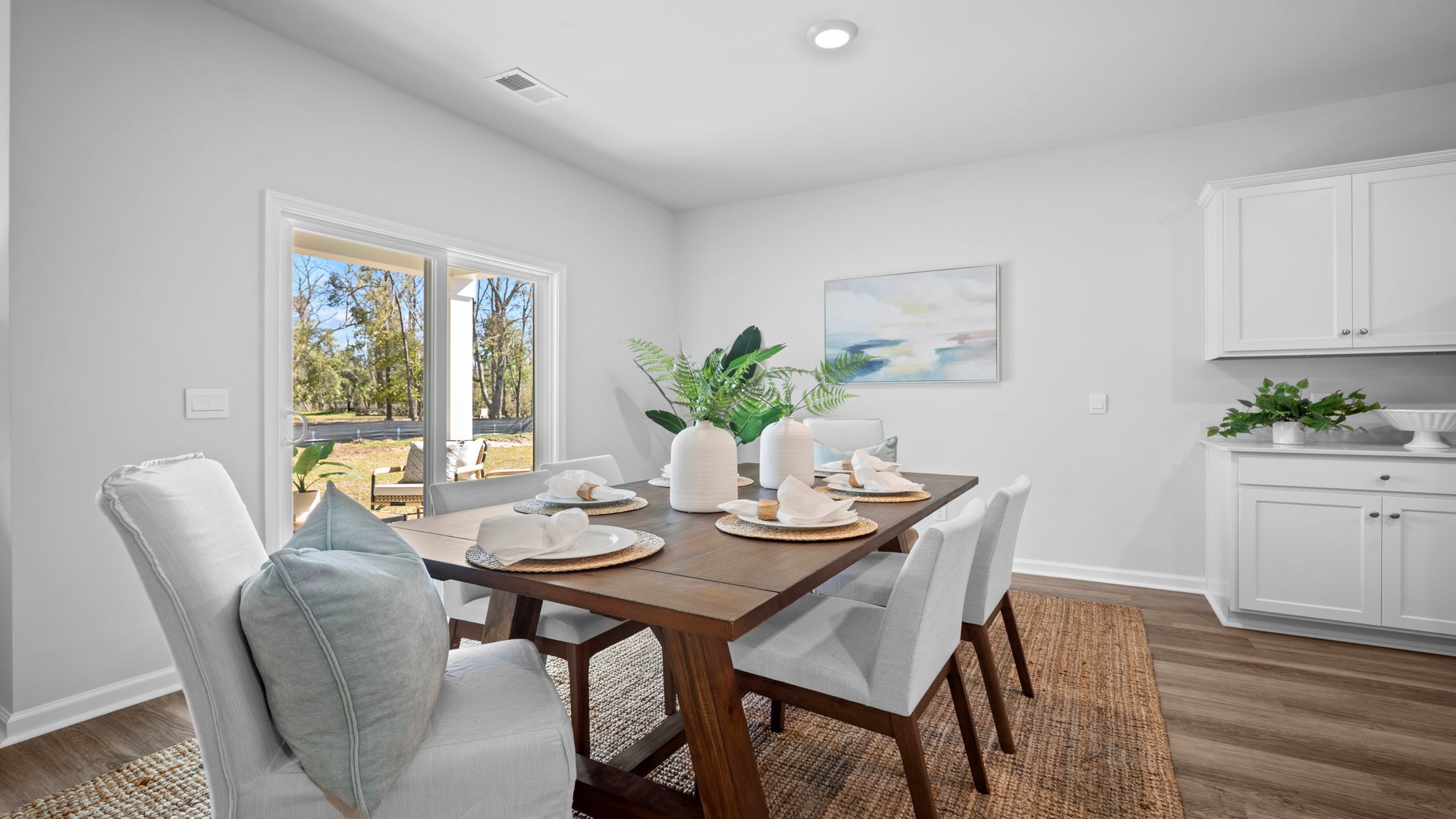 Open dining space perfect for entertaining in Fernhill Farms