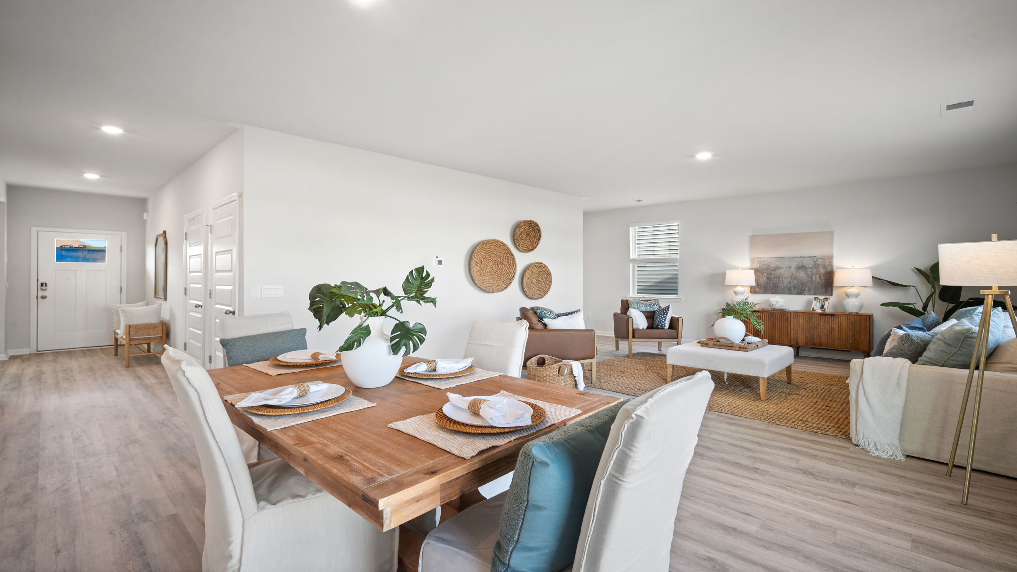 Spacious eat-in dining room perfect for hosting family and friends.