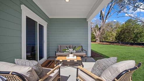 Rear covered patio