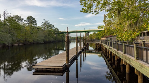 Kingston Bay nearby attractions
