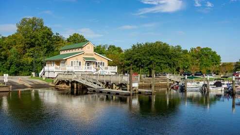 Kingston Bay nearby attractions