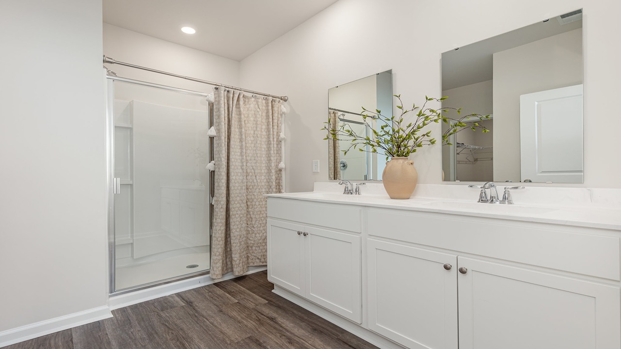 bathroom with quartz counters