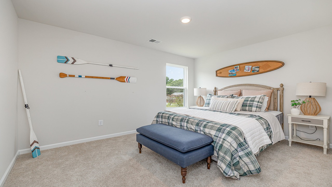 bedroom with ample space