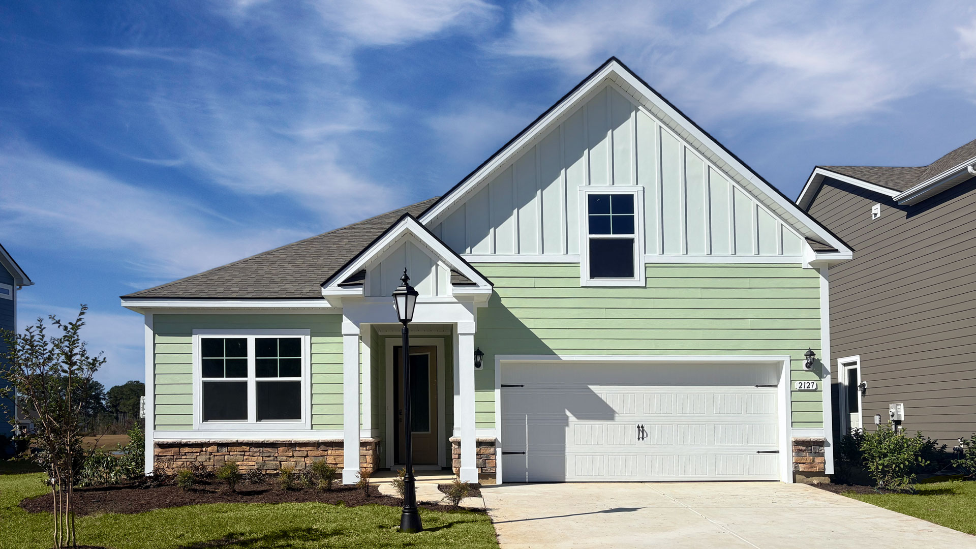 2127 Marietta Circle NW exterior