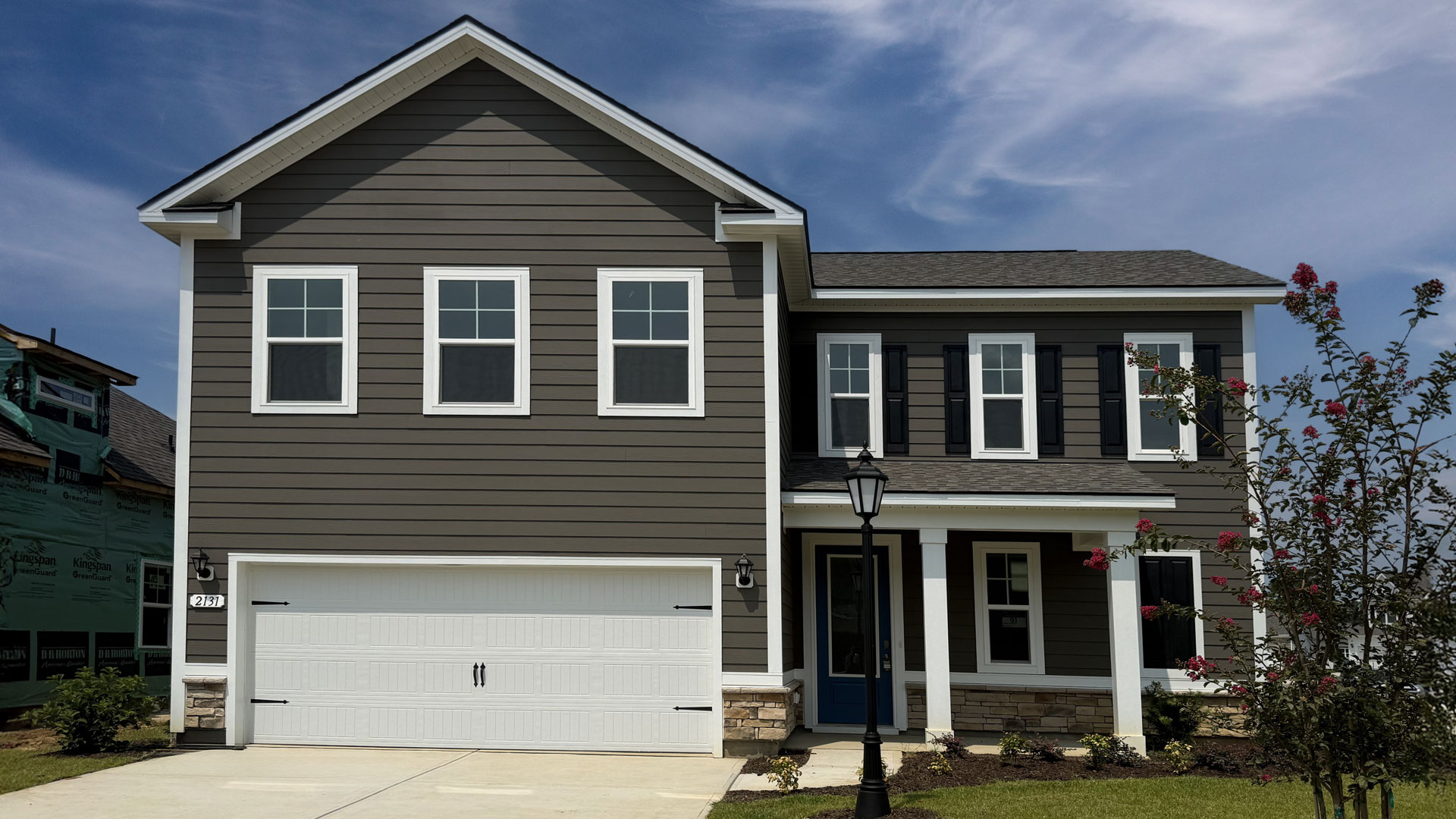 2131 Marietta Circle NW exterior