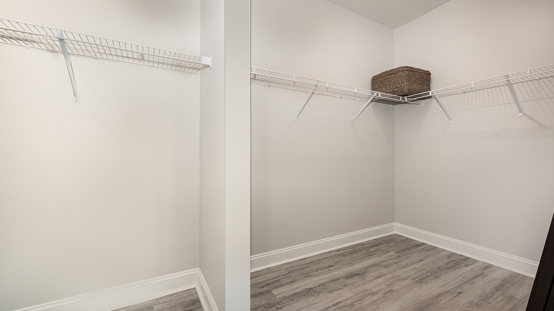 walk in closet