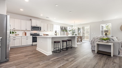 harbor Oak kitchen