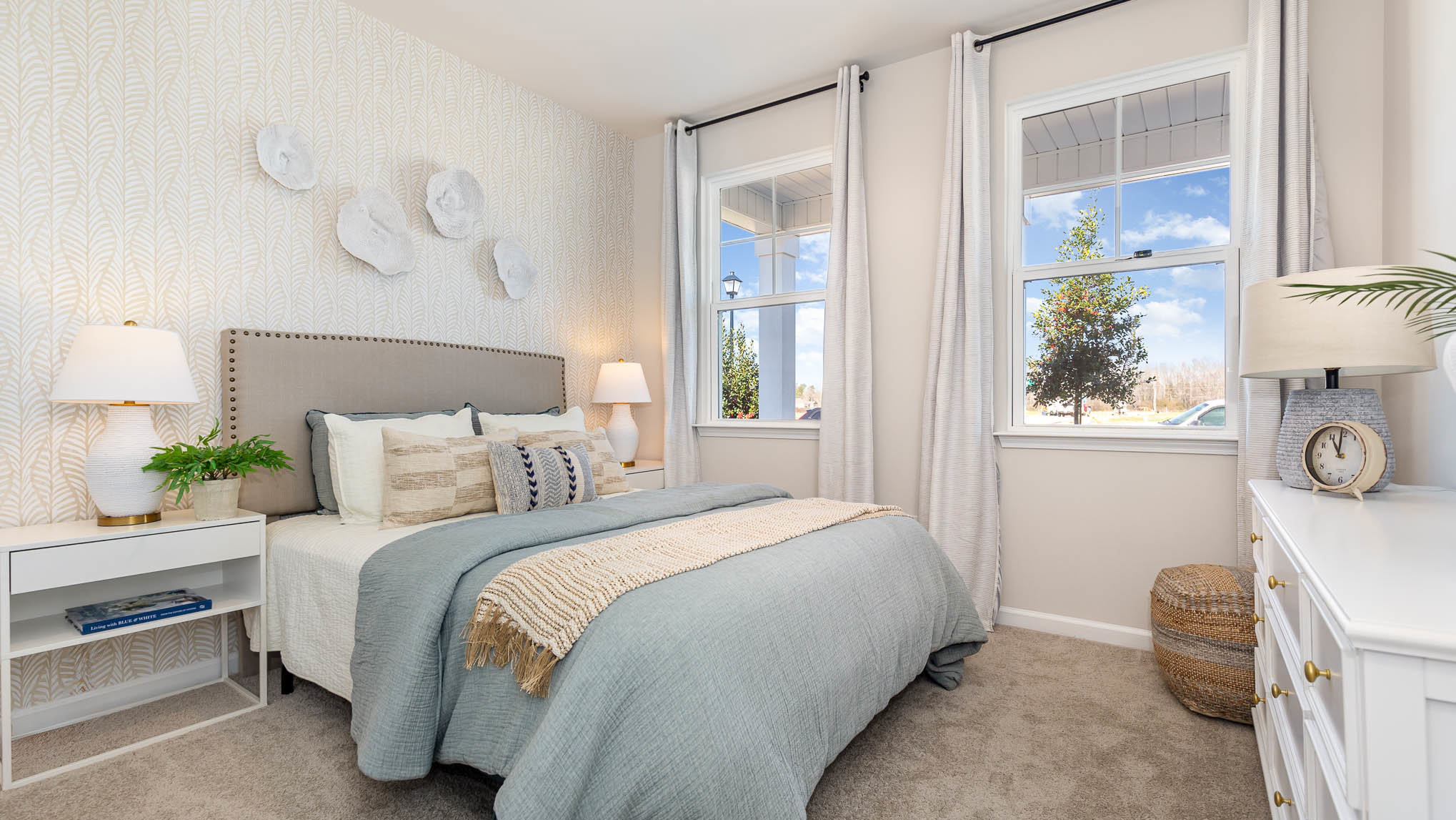 Aria secondary bedroom with carpet