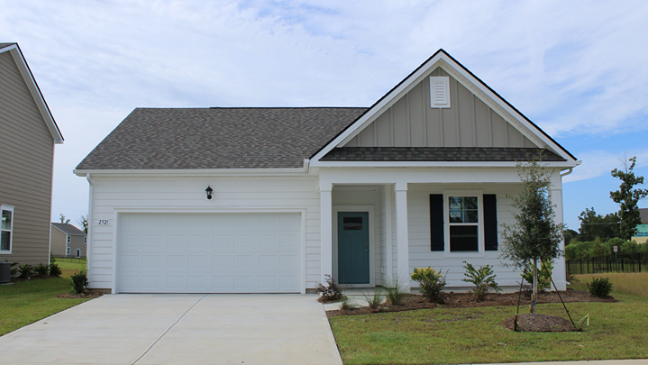 Single-story house with hardie siding