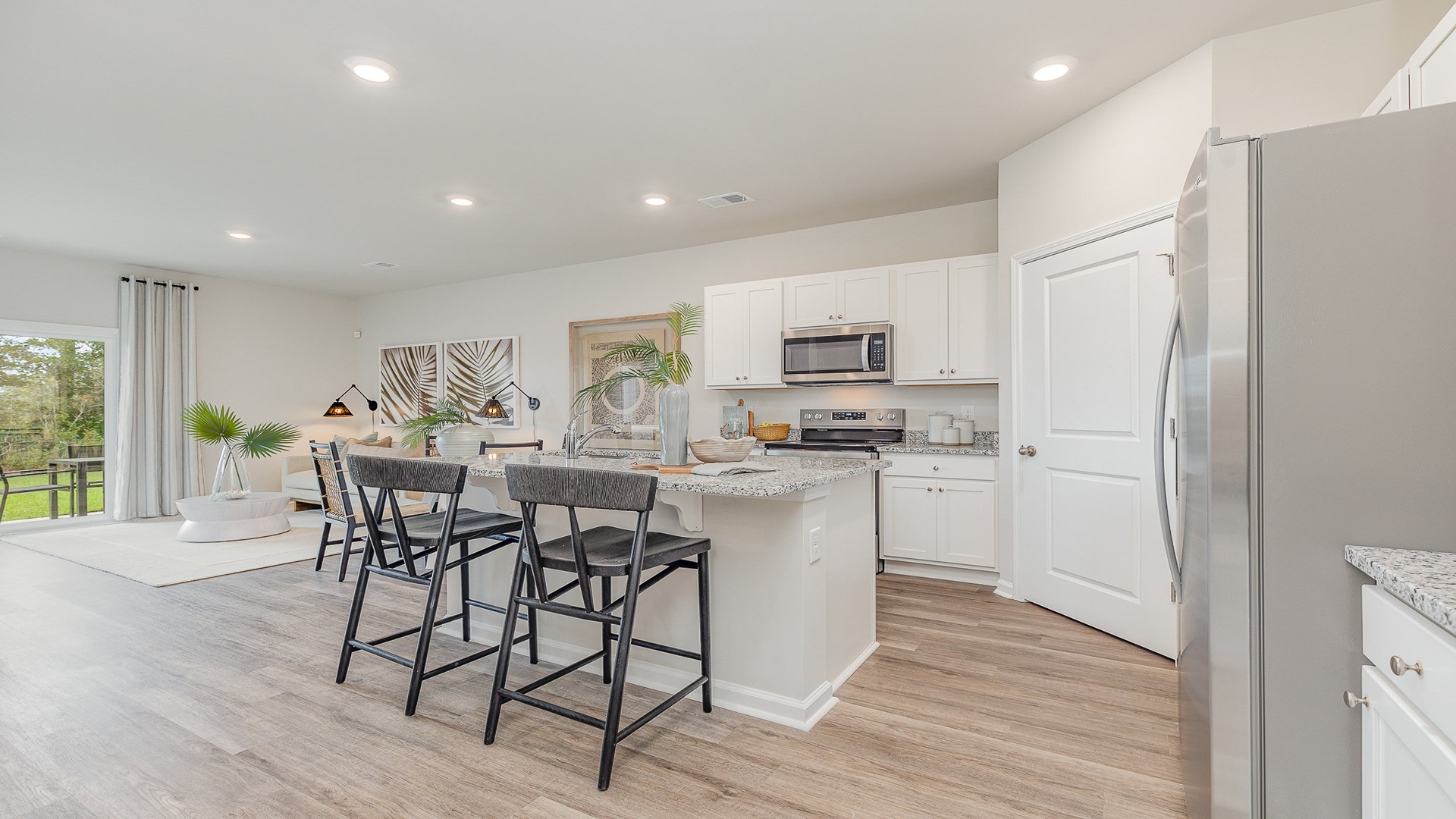 Belmont spacious kitchen with granite countertops