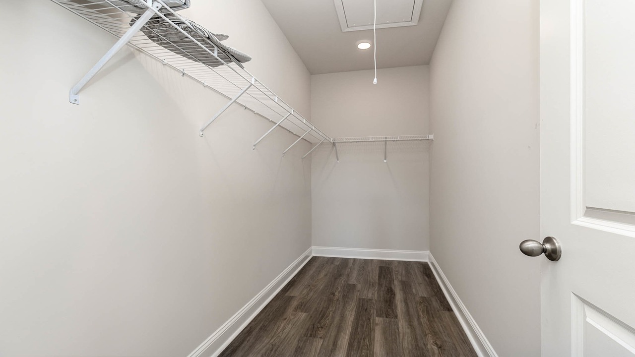 walk in closet