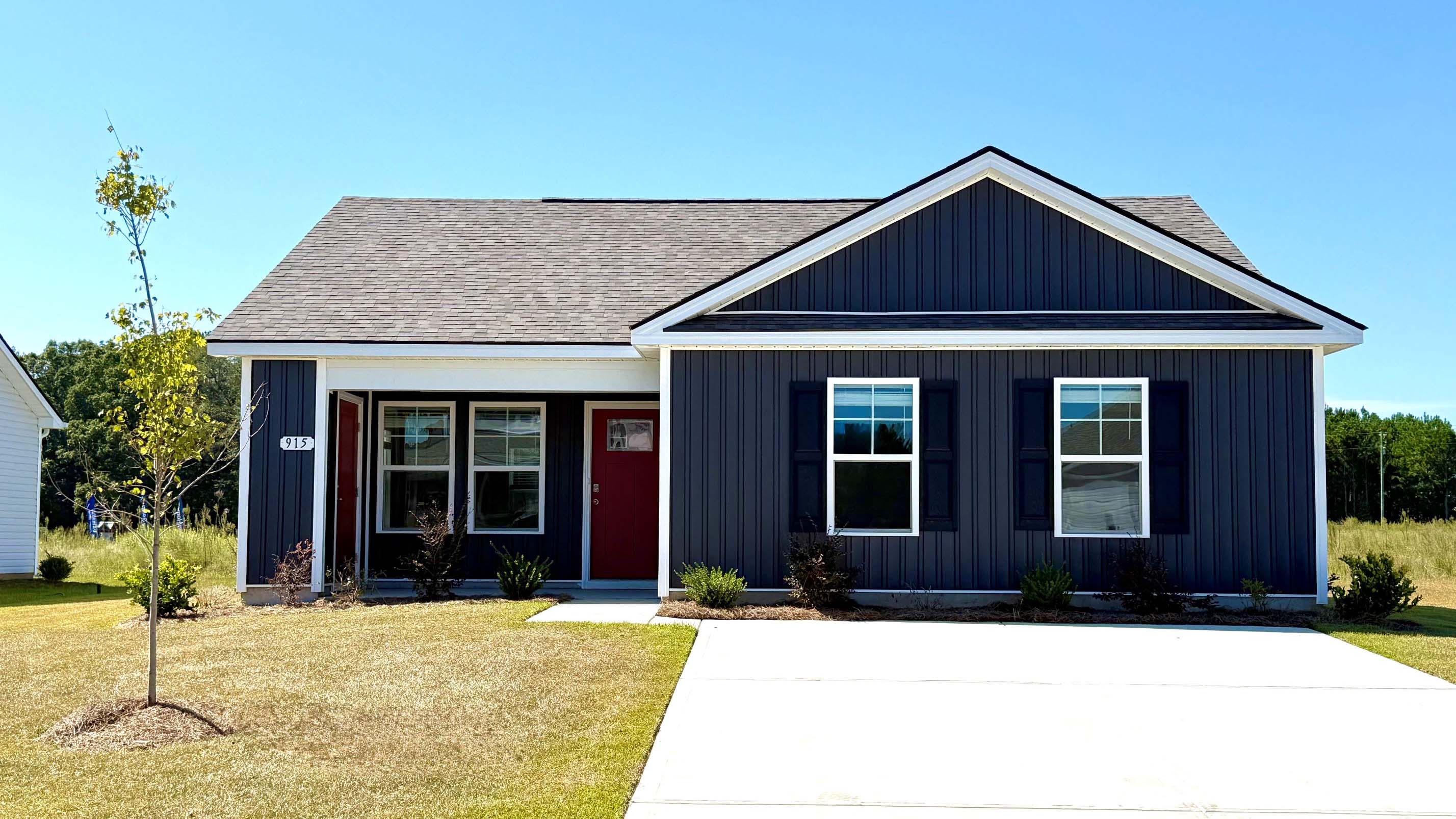 915 Farmers Passage Loop exterior