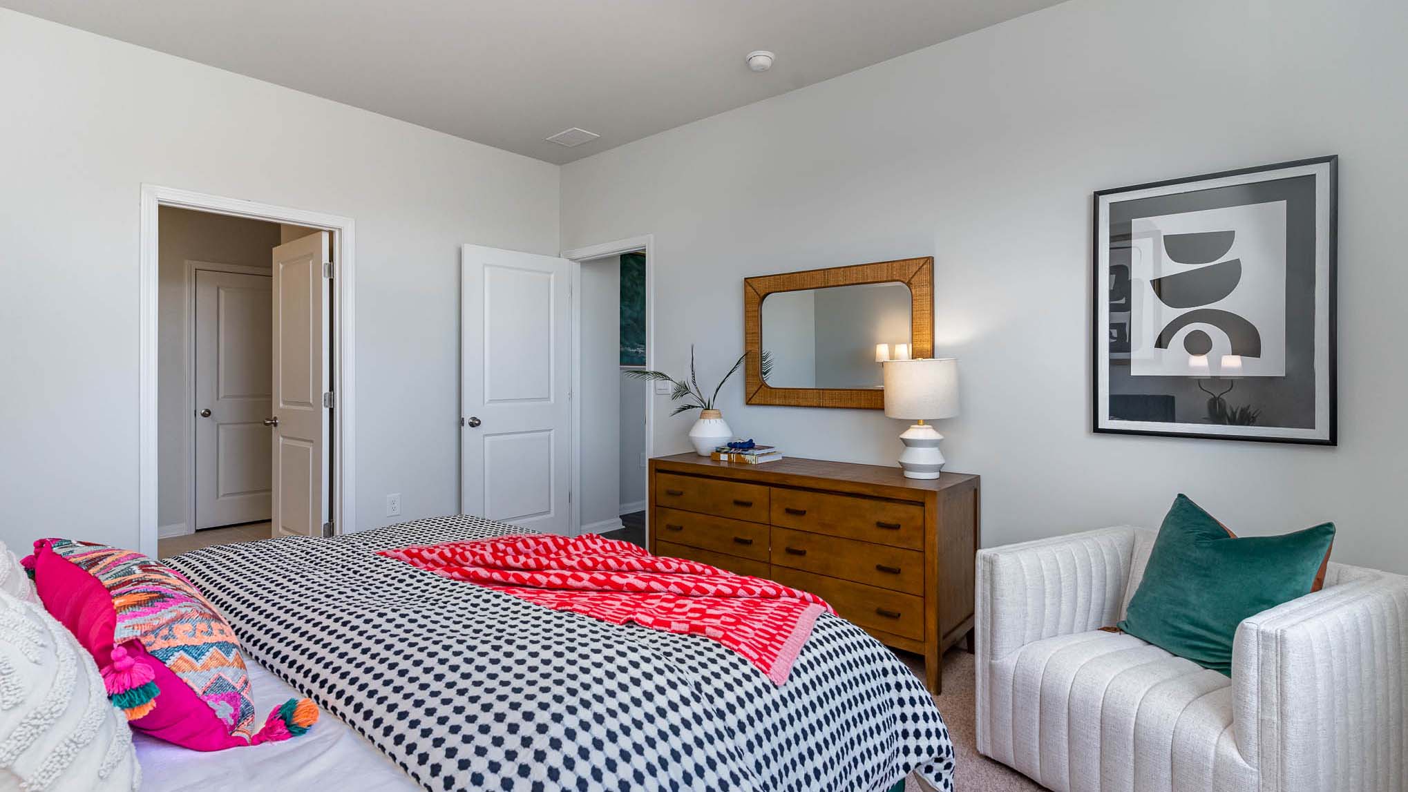 bedroom with carpet flooring