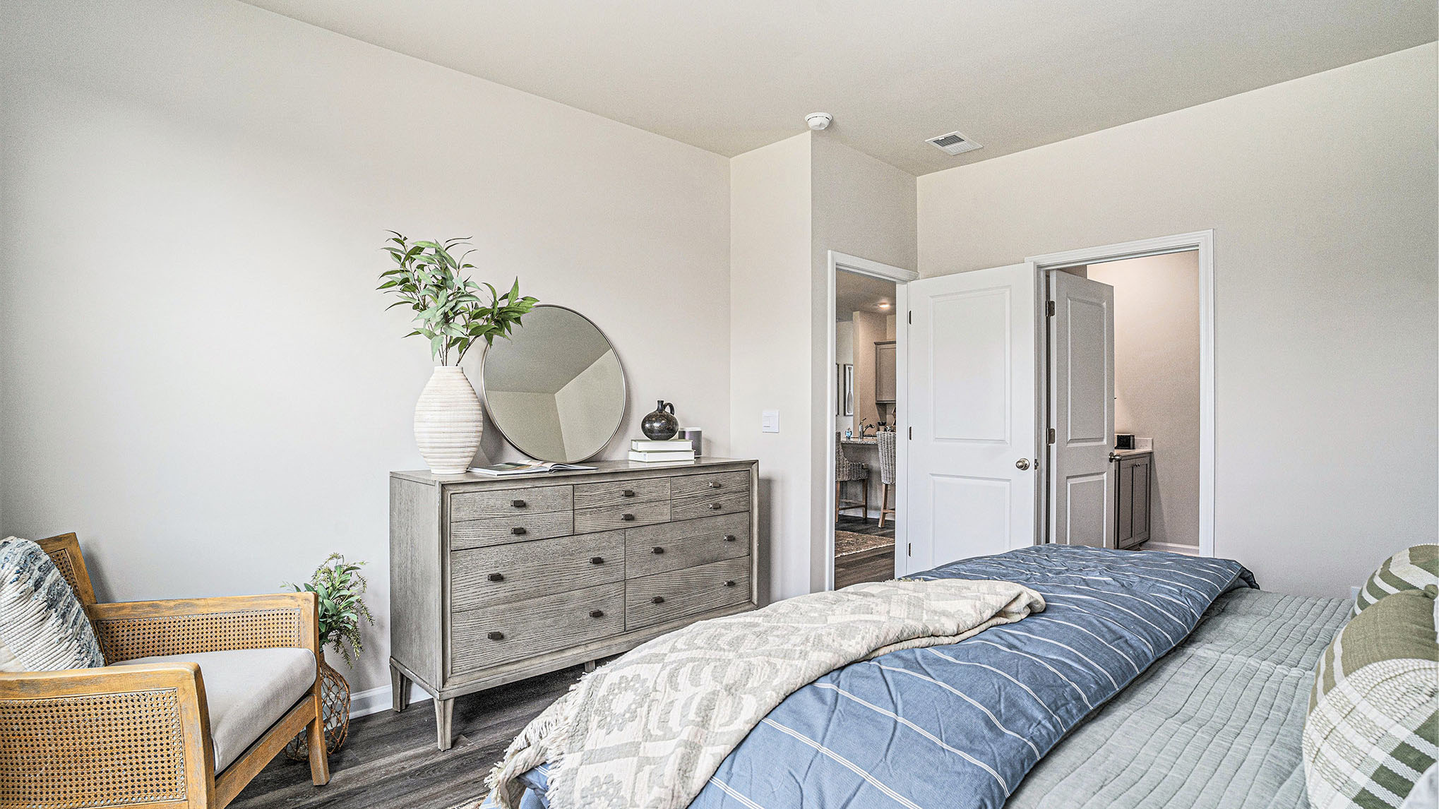primary bedroom with dresser