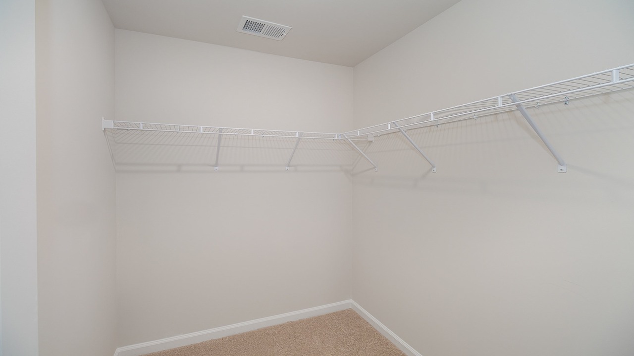 walk in closet