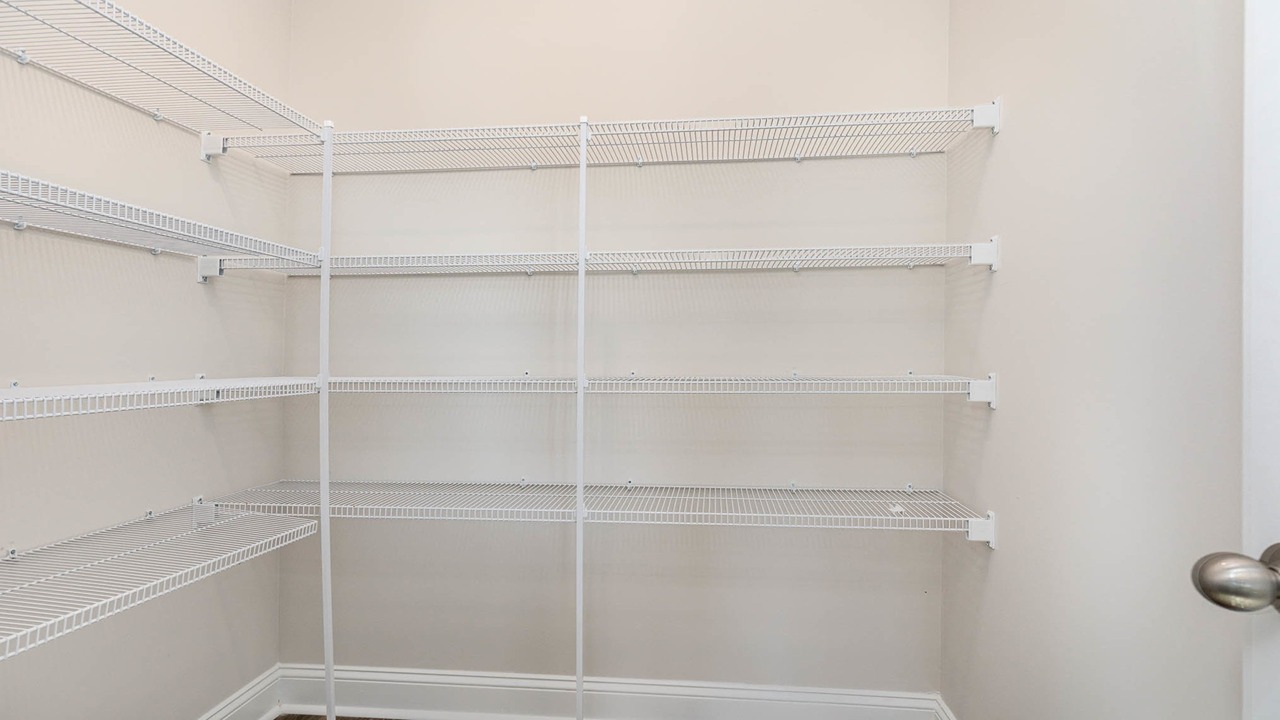 walk in pantry