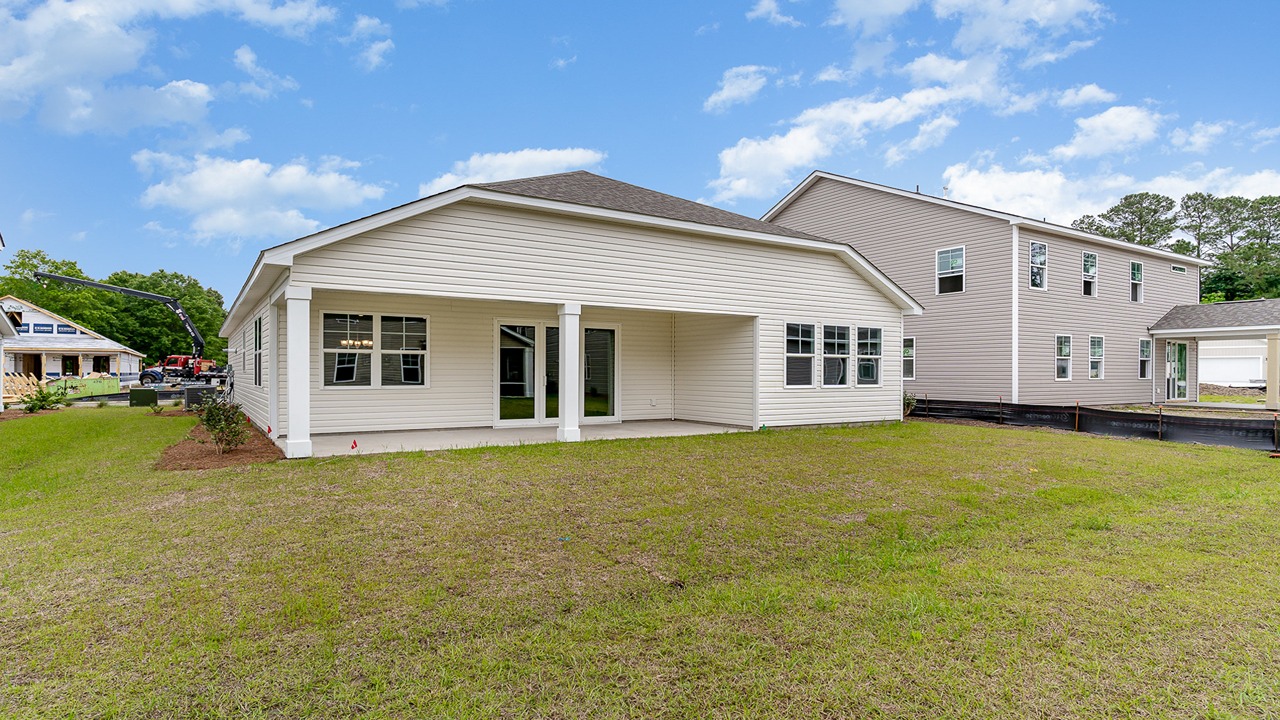 Eaton Exterior with vinyl siding