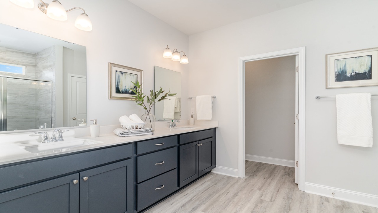 primary bathroom with double vanity
