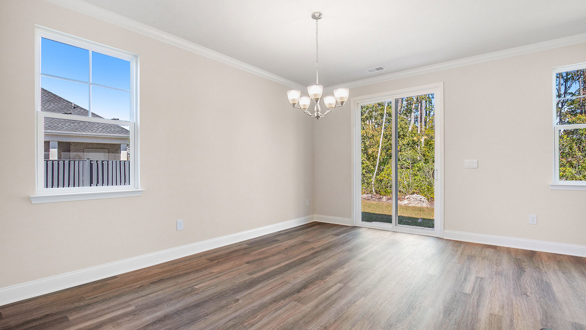 Belfort overview of dining area