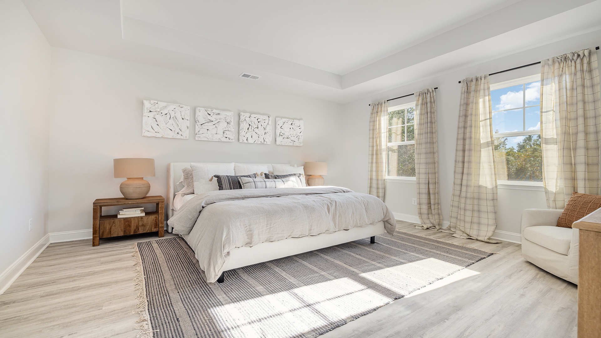 Litchfield Interior at Maple Grove