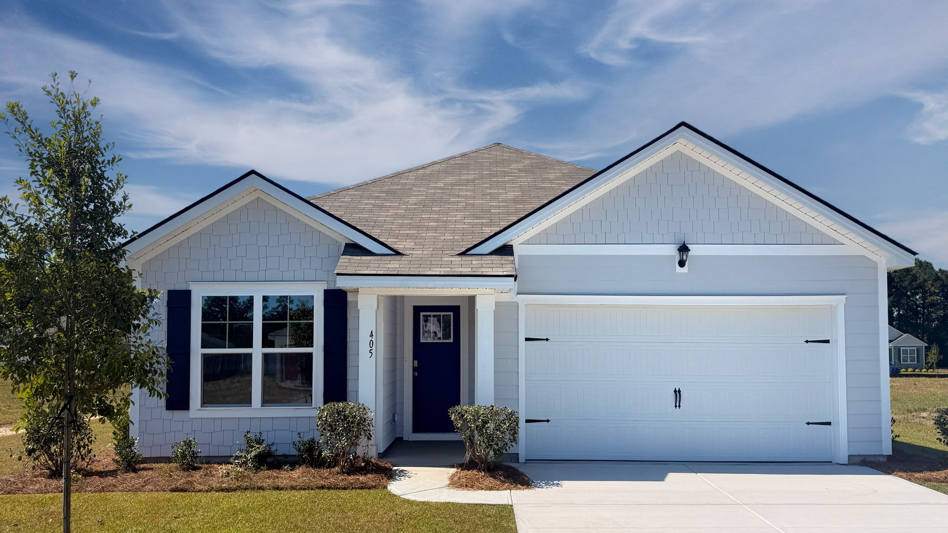 Single story home with vinyl siding