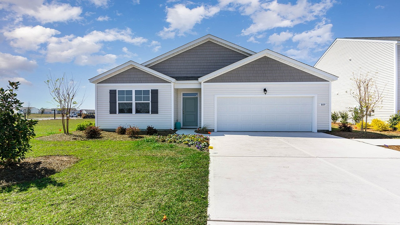 single story home with vinyl  and shake siding