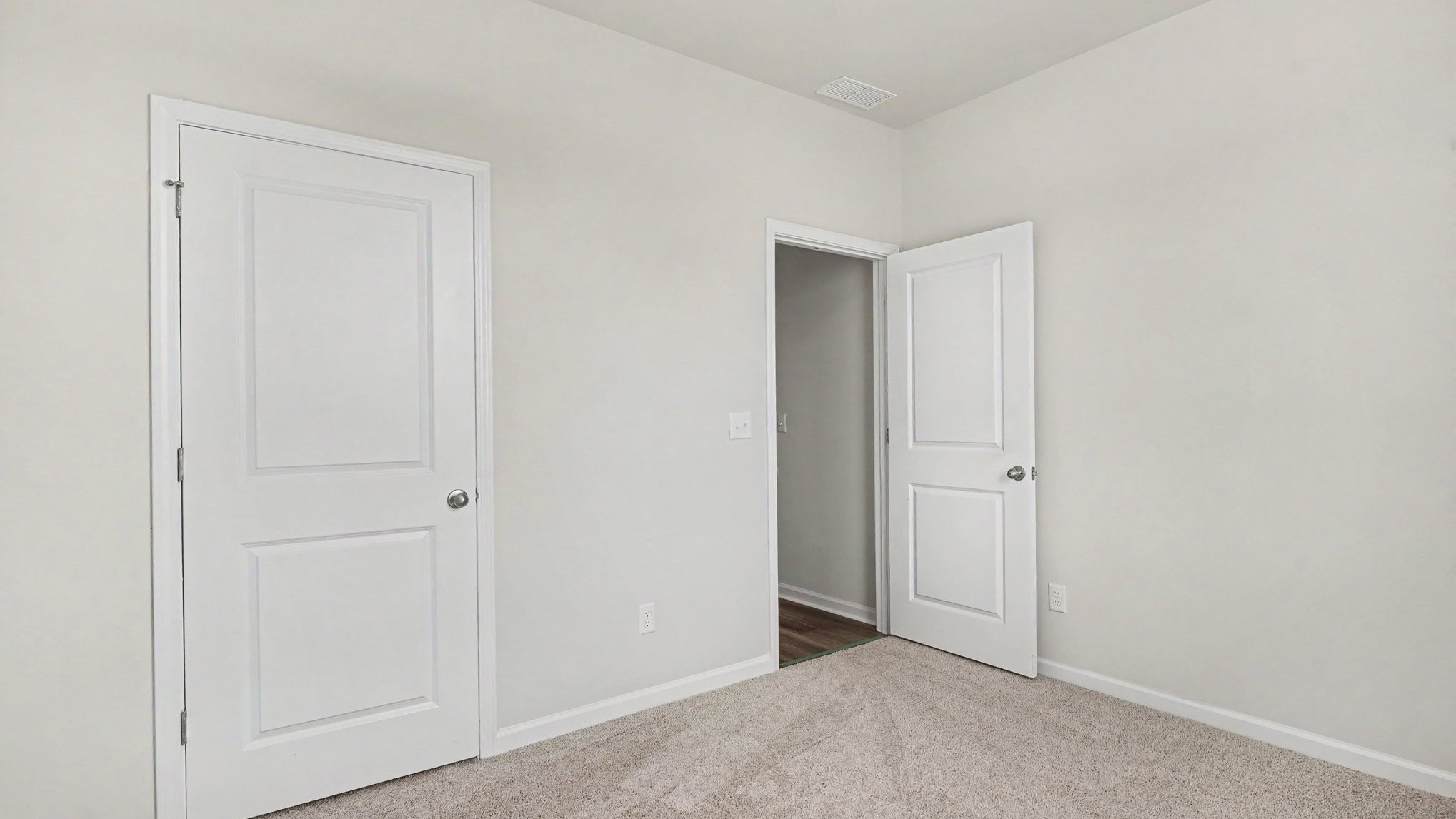 Macon Interior