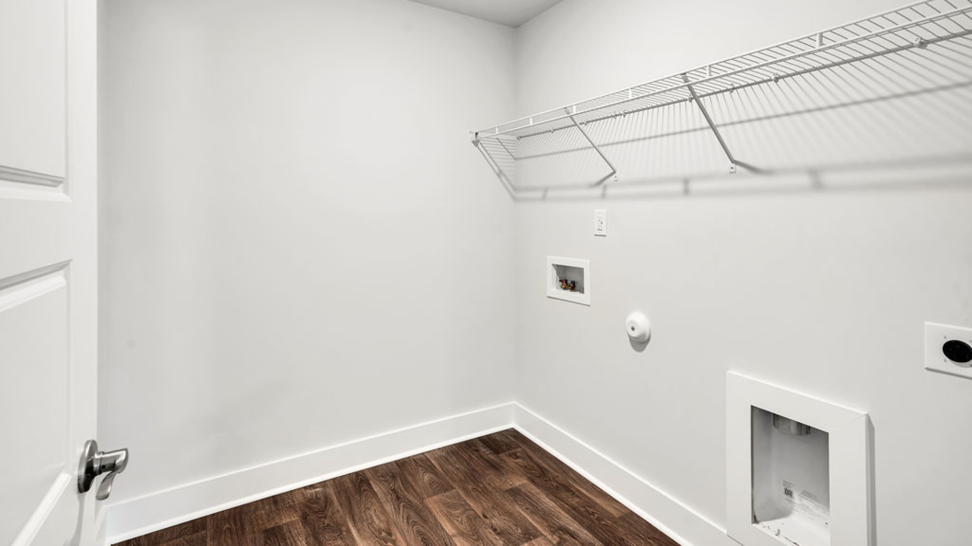Upstairs offers large secondary bedrooms plus an expansive additional living area. In every bedroom you’ll have carpeted floors and a closet in each room. Whether these rooms become bedrooms, office spaces, or other bonus rooms, there is sure to be comfort.