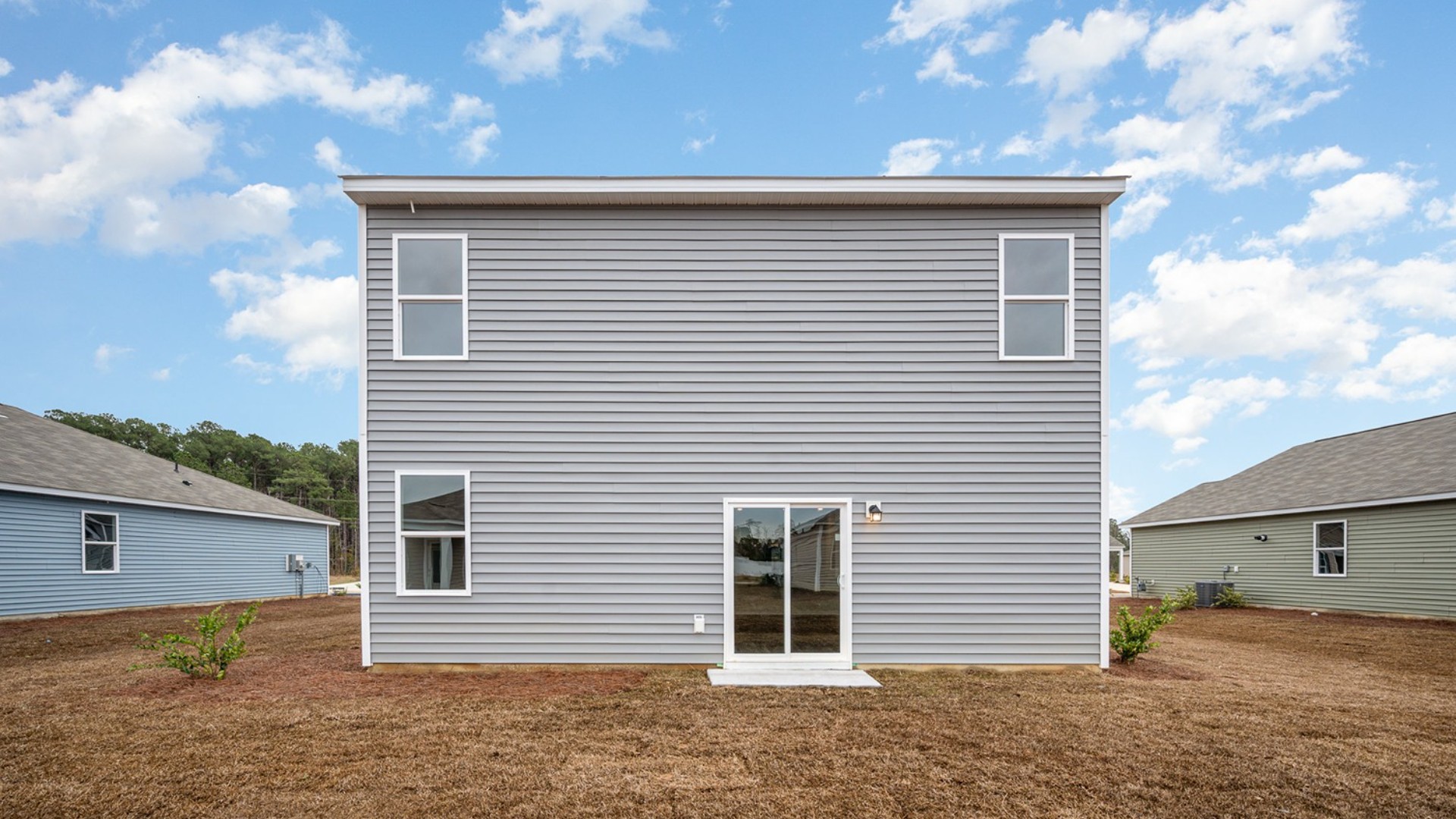 New Homes in Jacksonville NC. Vineyard Trail. The Wren is a two-story floorplan with ample living space featuring an open concept first floor with a large island overlooking the dining area and family room. The primary bedroom suite and laundry room are conveniently located on the first floor, as well.