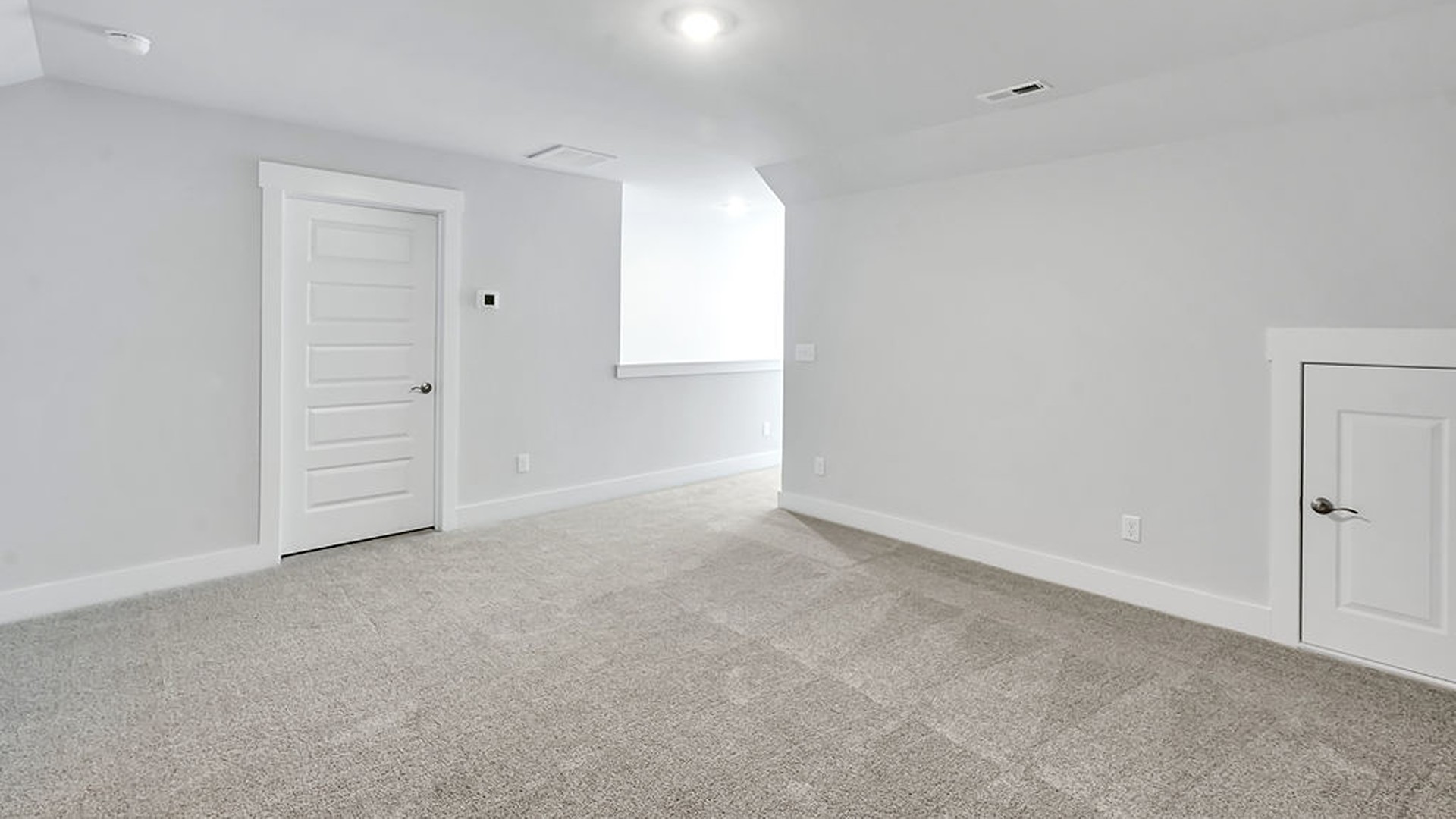an upstairs loft or bonus room with 1,672 of open concept living space.
