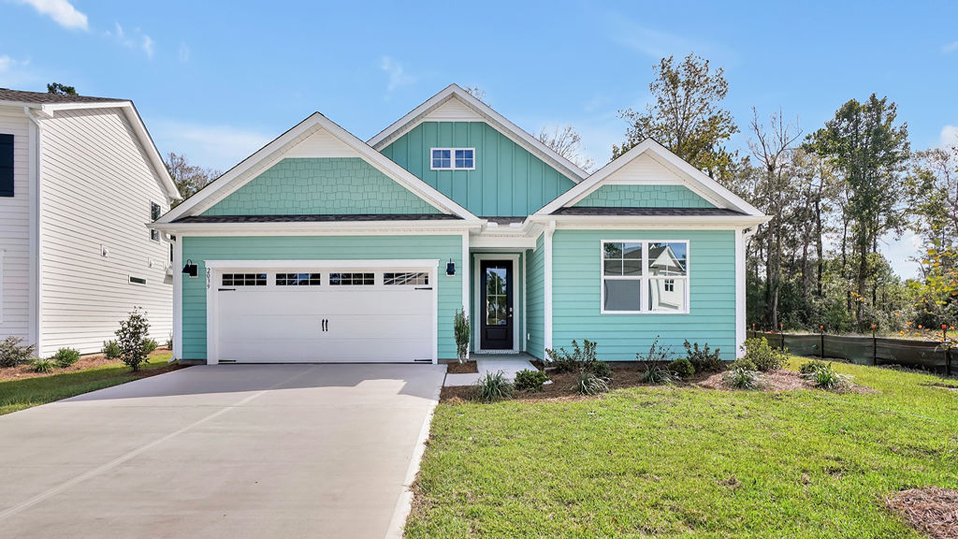 Welcome to the Bradford in our Indigo Preserve community located in Leland, North Carolina. The Bradford is a 3 bedroom, 2 bath home with an upstairs loft or bonus room with 1,672 of open concept living space.