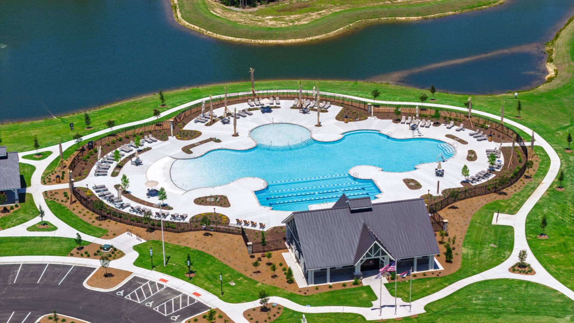 Homeowners will enjoy the future Amenity Center that will include a resort-style pool, clubhouse with kitchen, playground, pickleball courts, fire pit, and pocket park.
