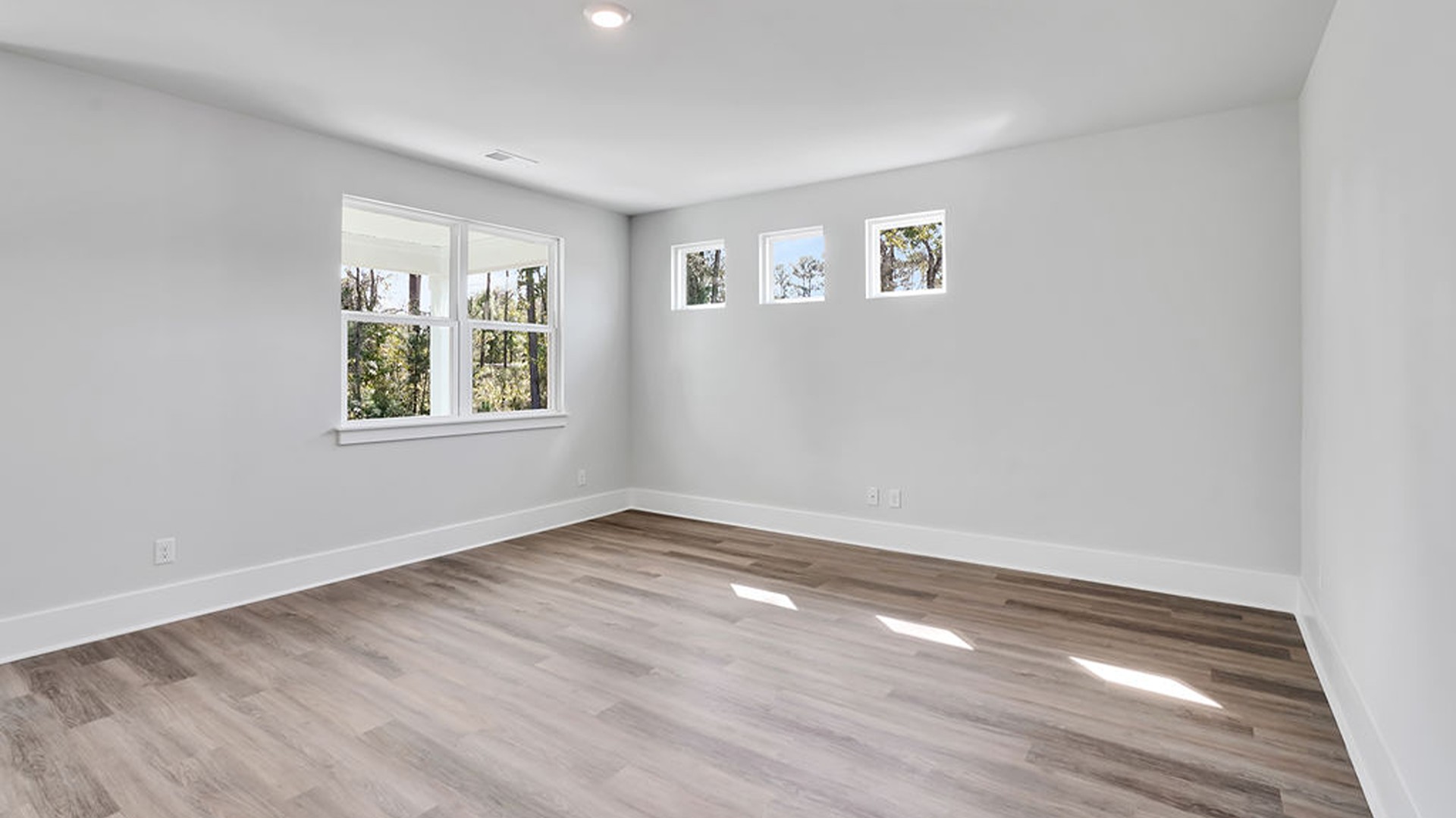 The Bradford is a versatile plan with an open concept kitchen, living, and dining area! The kitchen comes finished with beautiful granite countertops, stainless steel appliances, single-bowl sink
