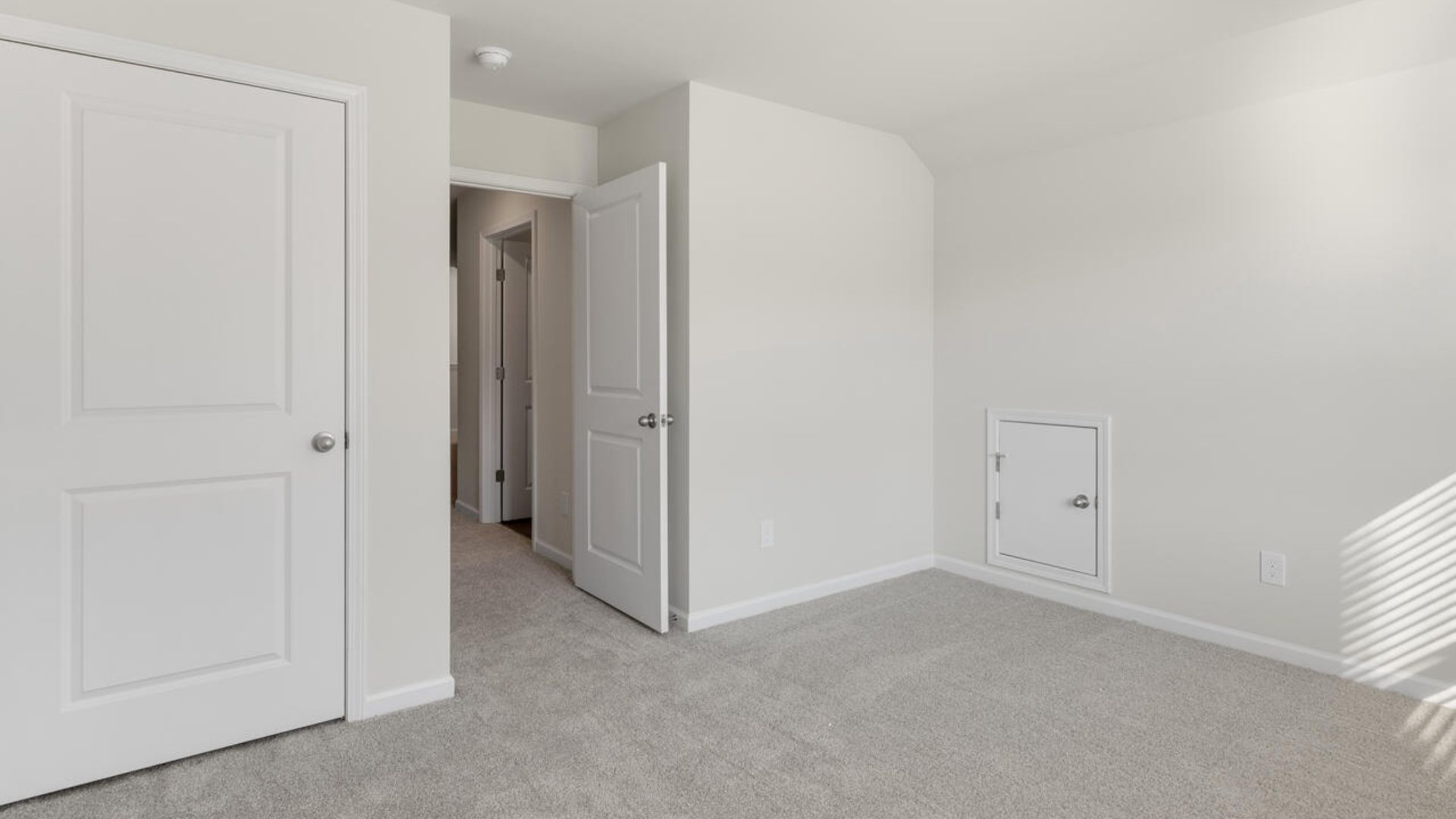 This new home will feature 9 ft. ceilings, quartz kitchen countertops, granite countertops in the two full bathrooms, luxury vinyl plank flooring throughout the home