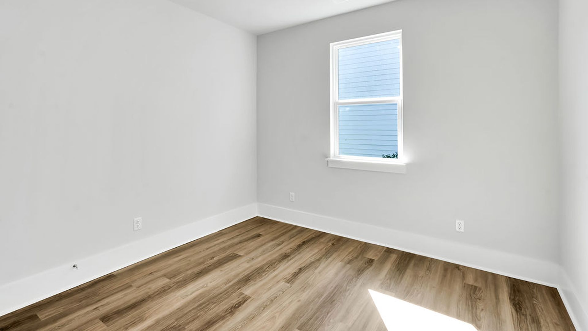 An additional 3 bedrooms with bathroom. In every bedroom you’ll have carpeted floors and a closet in each room. Whether these rooms become bedrooms, office spaces, or other bonus rooms, there is sure to be comfort.
