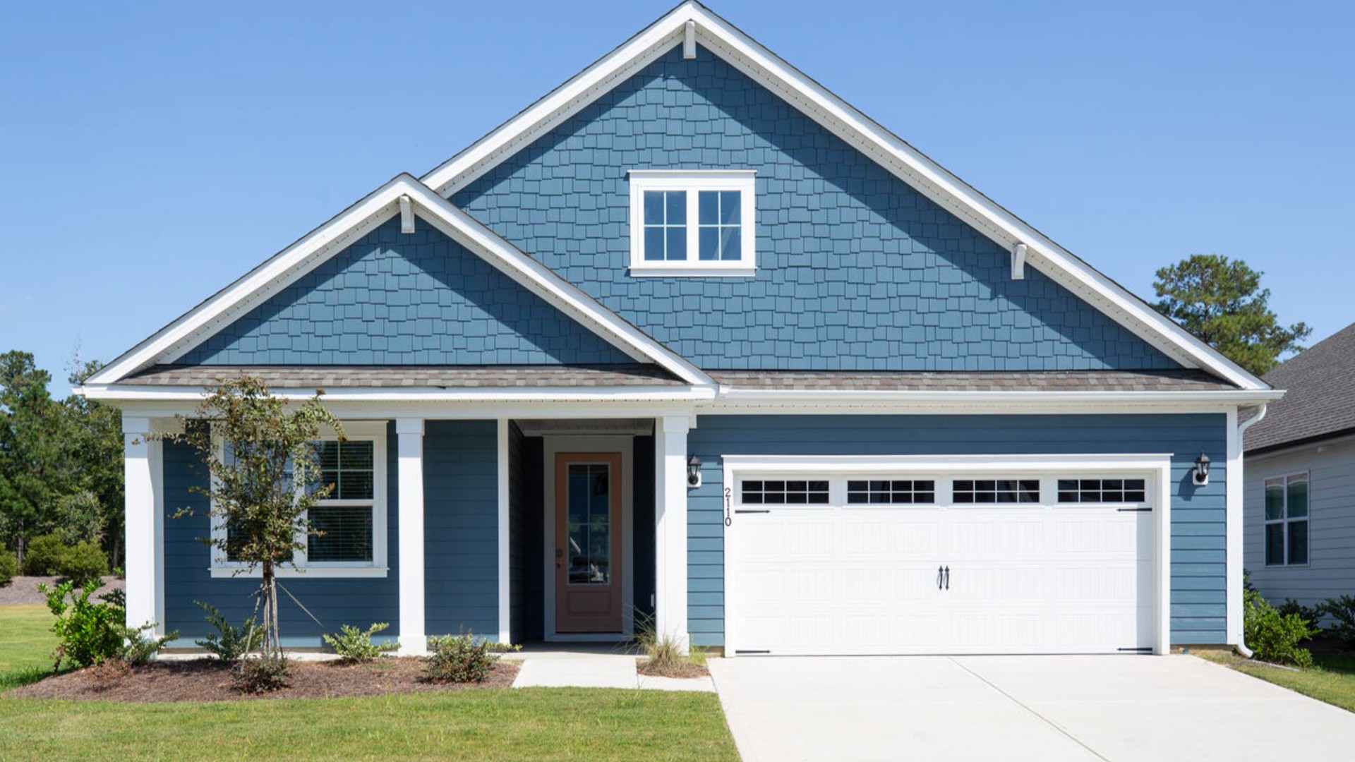 The Litchfield is a 3 bedroom 2 bath, 1,983 sq ft and is one of our most desirable single story homes.