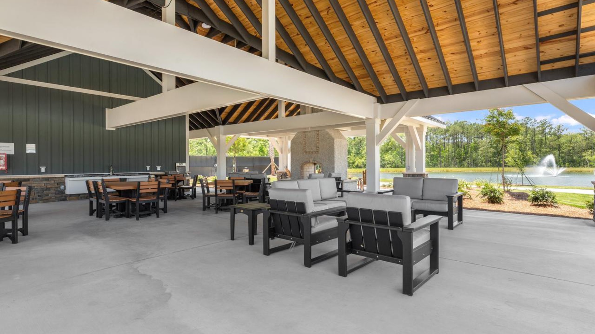 Homeowners will enjoy the future Amenity Center that will include a resort-style pool, clubhouse with kitchen, playground, pickleball courts, fire pit, and pocket park. Discover the allure of Indigo Preserve