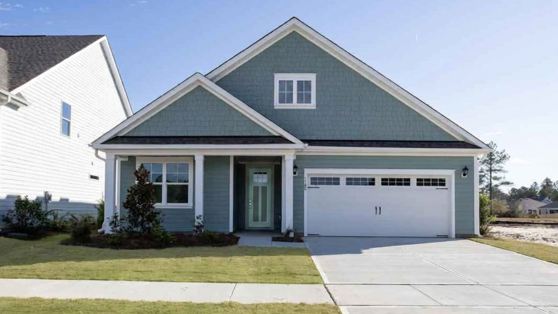 The Litchfield is a 3 bedroom, 2 bath, 1,983 sq ft and is one of our most desirable single-story homes.The Litchfield is a 3 bedroom, 2 bath, 1,983 sq ft and is one of our most desirable single-story homes.