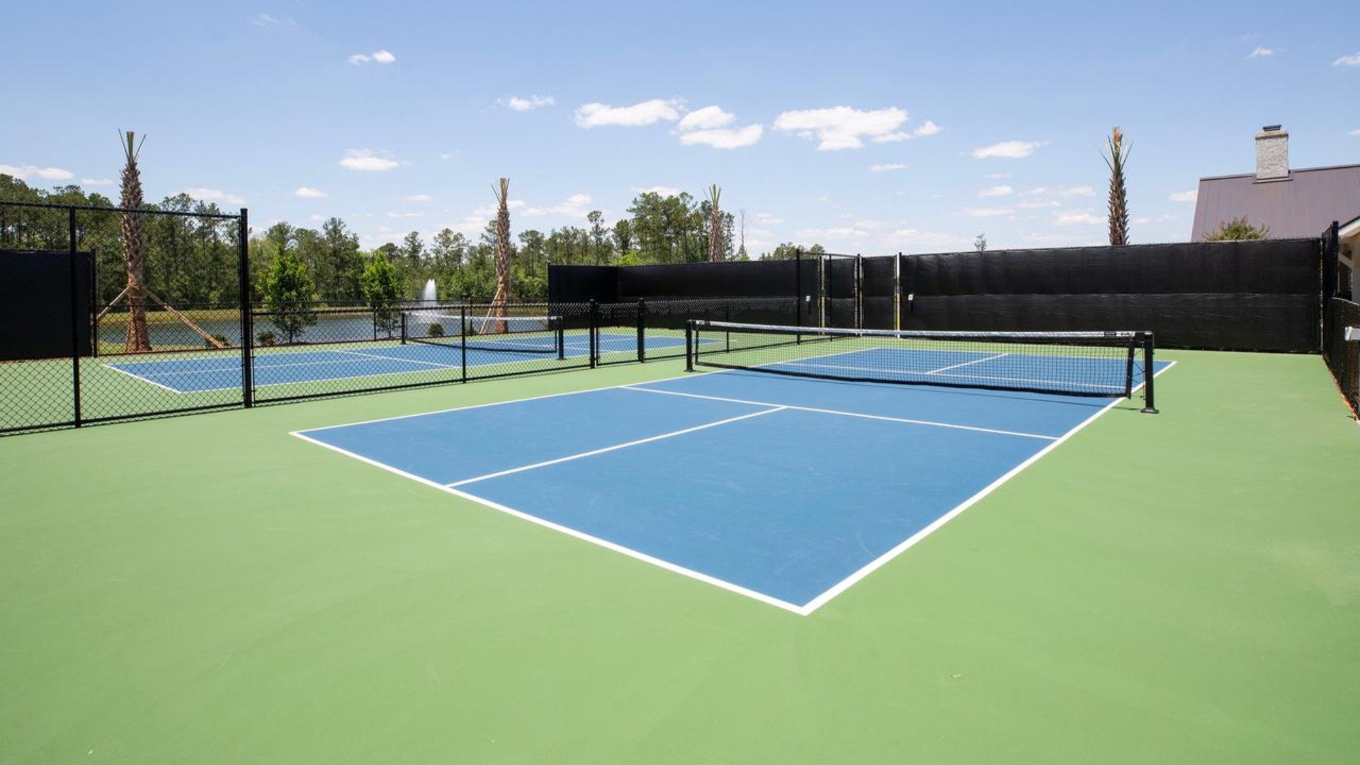 Homeowners will enjoy the future Amenity Center that will include a resort-style pool, clubhouse with kitchen, playground, pickleball courts, fire pit, and pocket park.