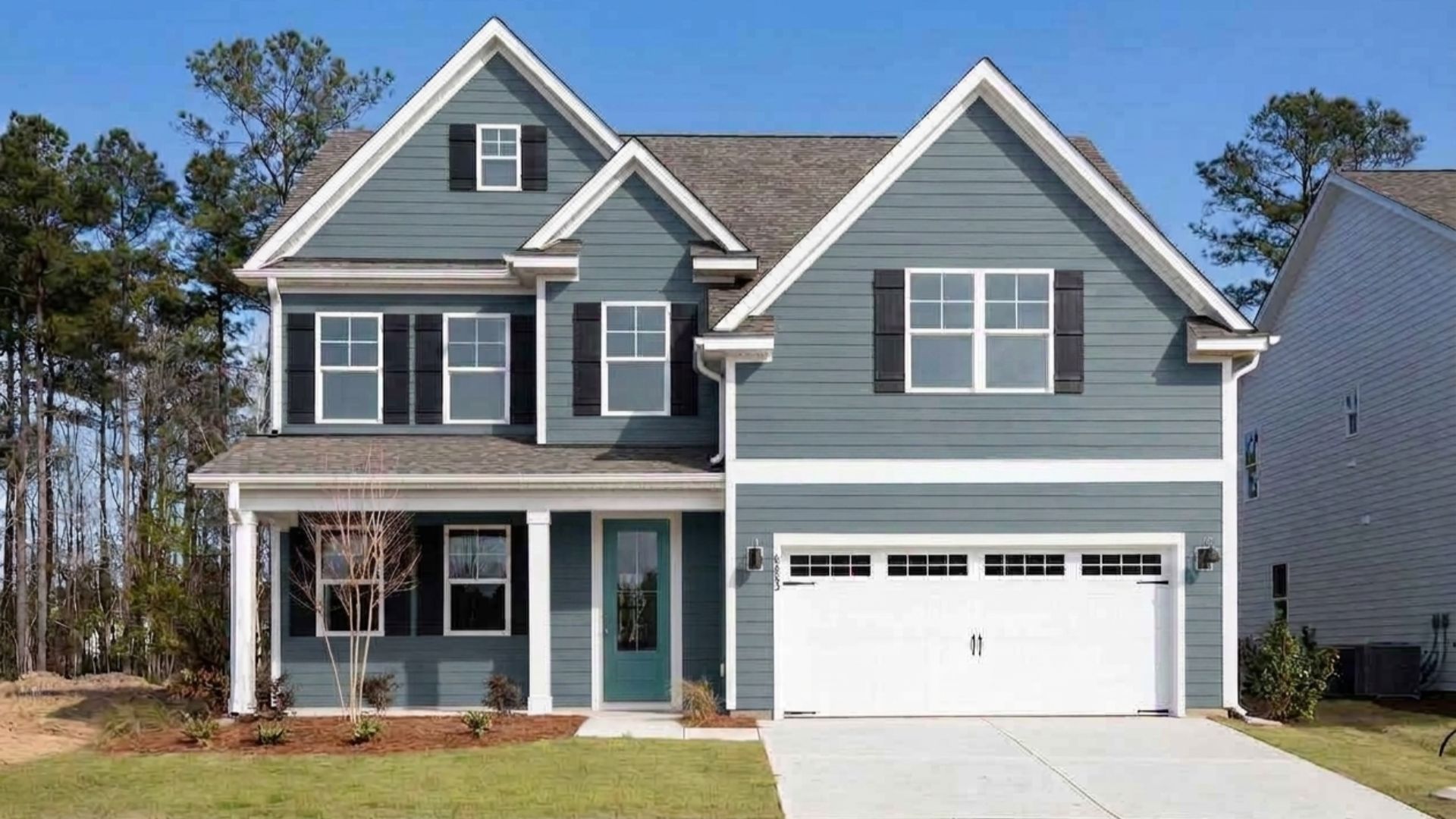Our prized Forrester floorplan is ideal for kitchen lovers and entertainers. Inside this 4-bedroom, 3-bathroom home, you’ll find 2,643 square feet of comfortable living.