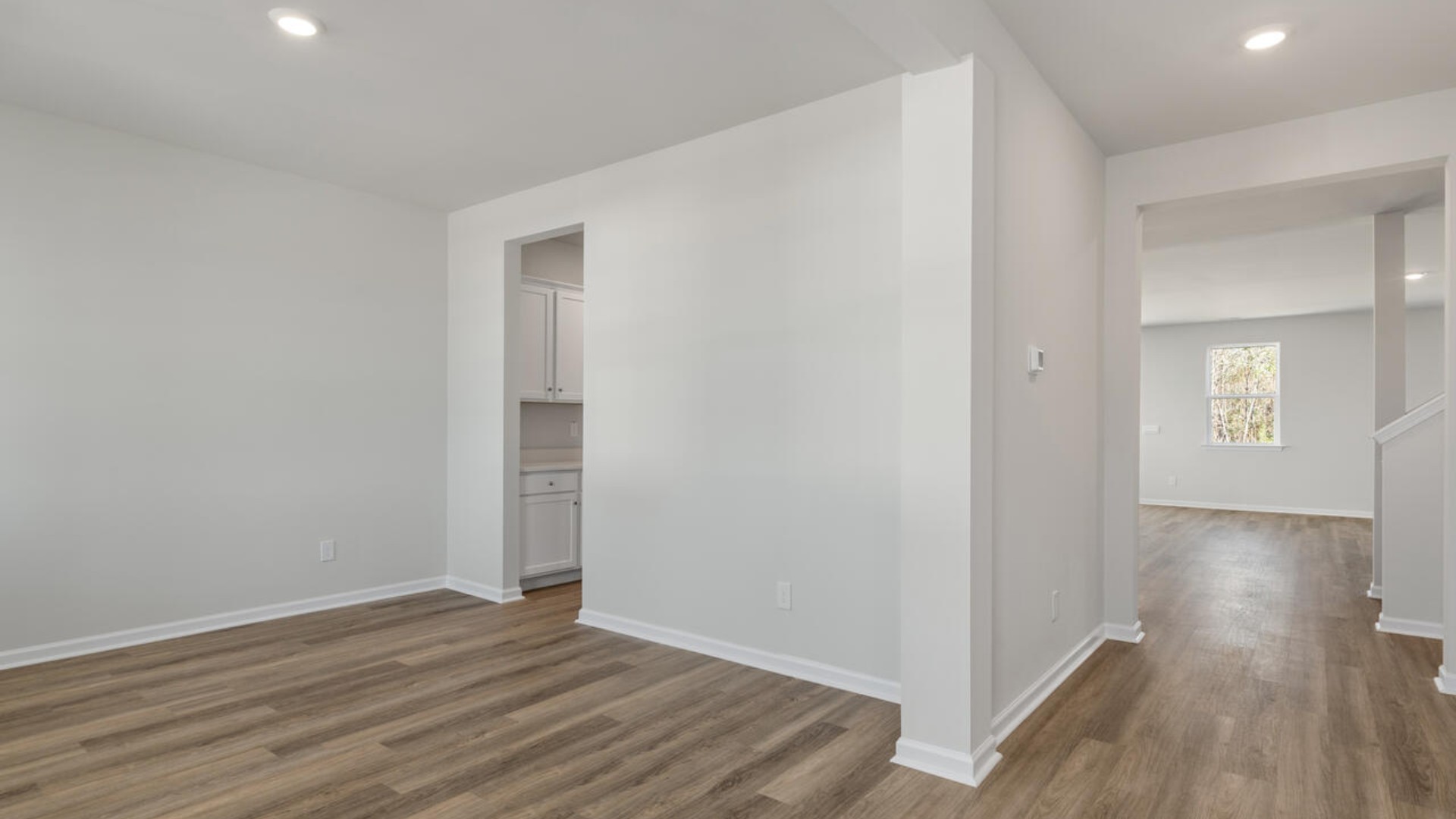 The Harbor Oak is ready to be your new home, perfect for coastal living and entertaining. Inside this 4 bedroom, 3 bathroom home, you’ll find 3,129 square feet of comfortable living.