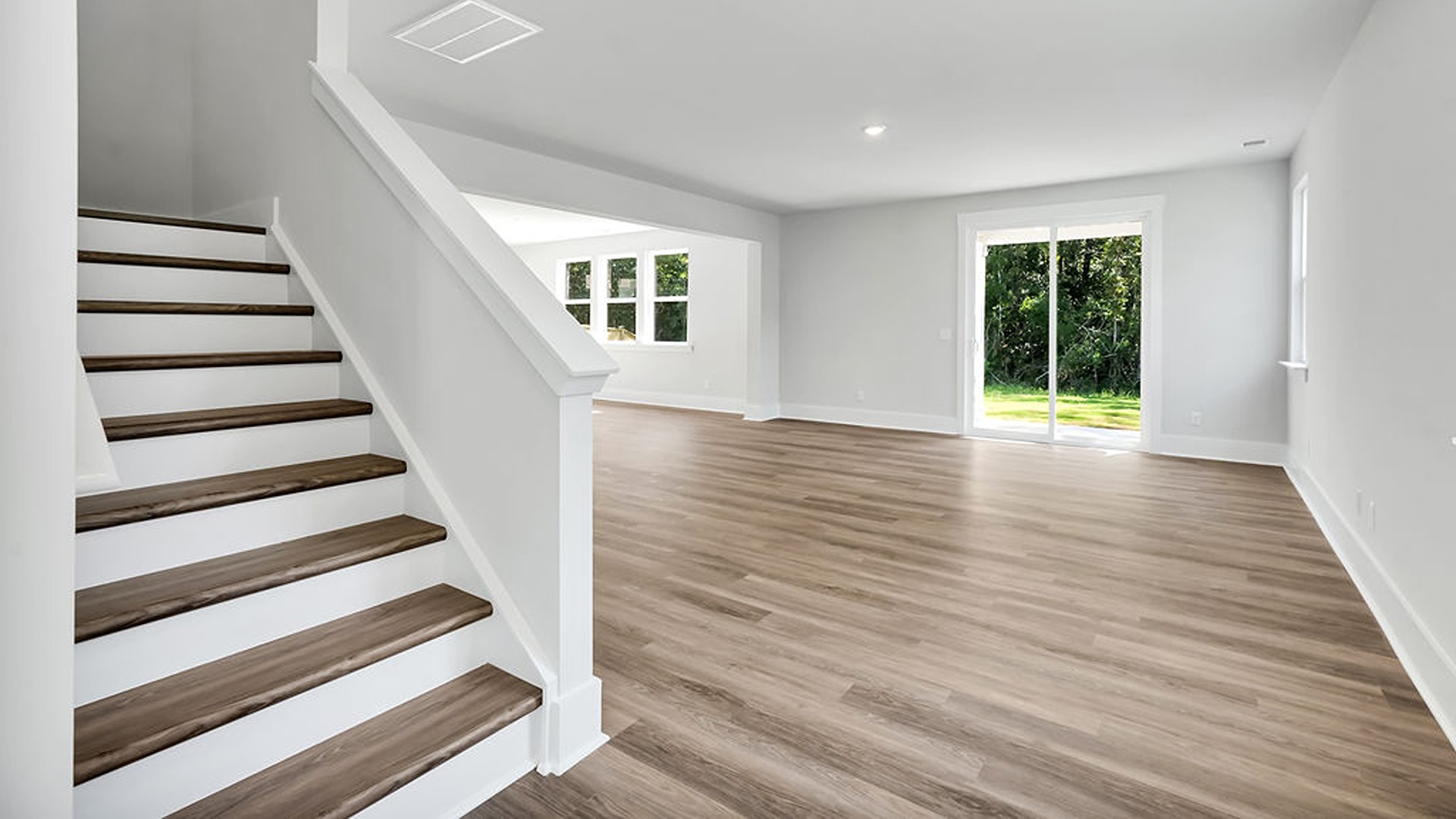 The Glencoe floor plan blends open-concept design with versatile retreats. Step through the inviting covered porch into a dedicated foyer that opens to a main-level entertainer’s dream.