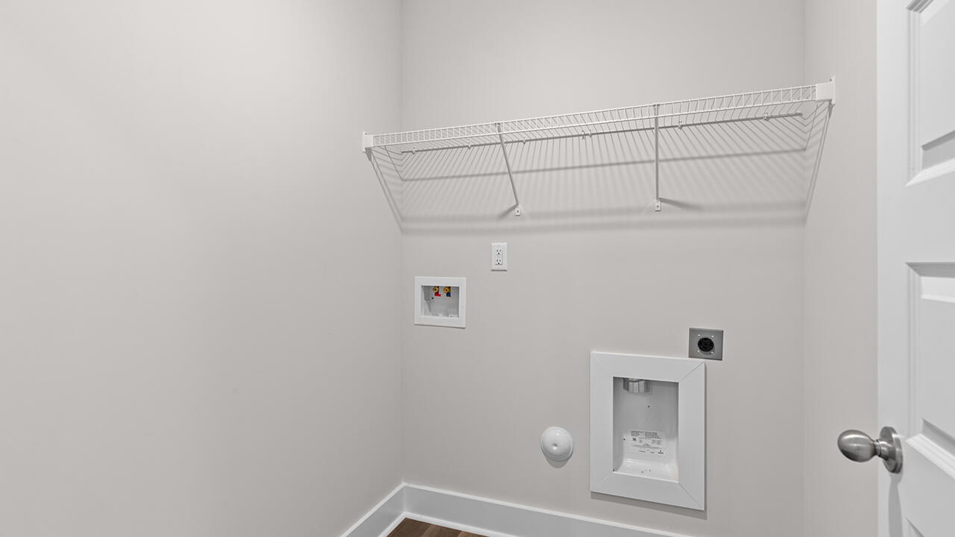 This new home features 9 ft. ceilings, beautiful quartz kitchen countertops, granite countertops in the two full bathrooms, luxury vinyl plank flooring throughout the first floor of the home, a cozy screen porch looking over an Amazing Pond!