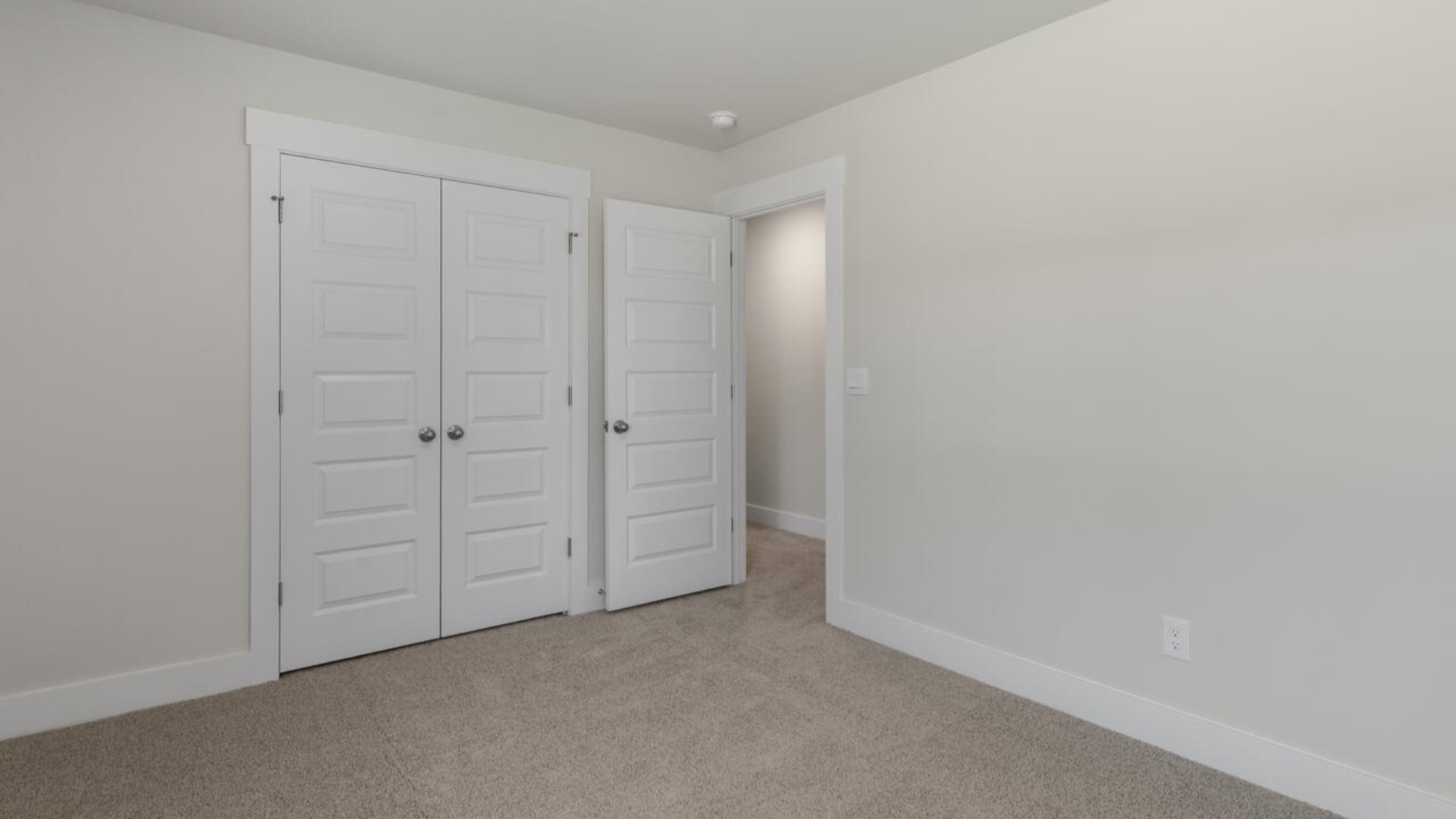 The second floor opens to a versatile loft space, three spacious secondary bedrooms, two full bathrooms, plenty of closets for storage, and a huge bonus room over the garage!