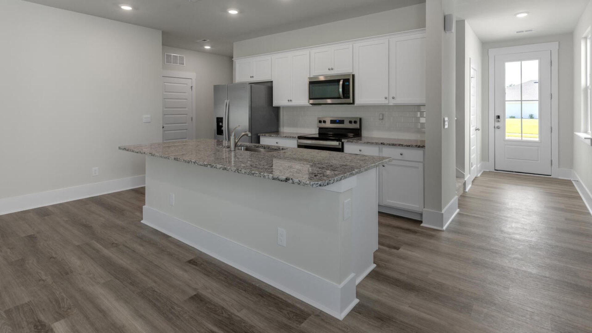 Inside this 5 bedroom, 3.5 bathroom home, you’ll find 2,583 square feet of comfortable living.