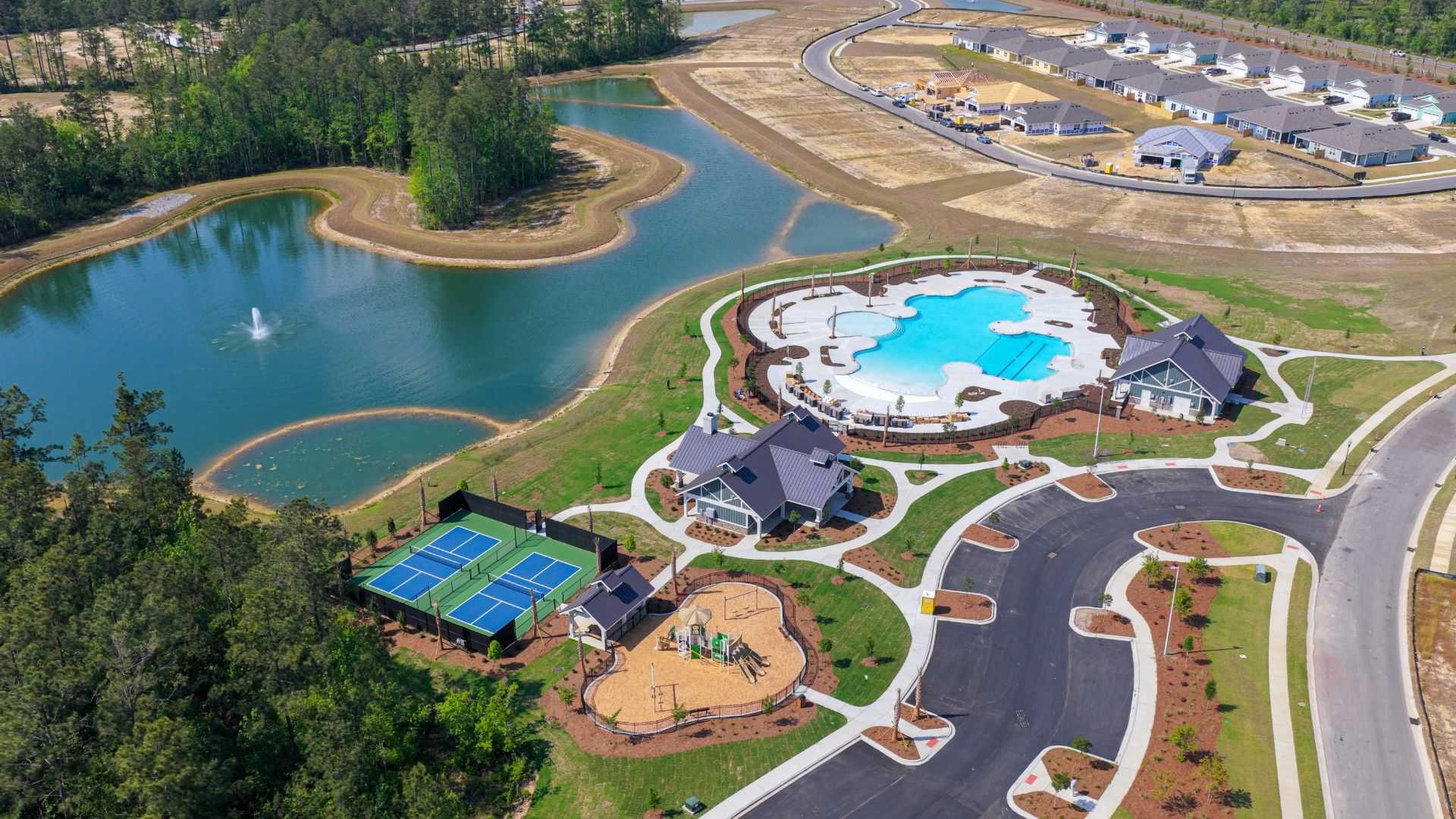 Homeowners will enjoy the future Amenity Center that will include a resort-style pool, clubhouse with kitchen, playground, pickleball courts, fire pit, and pocket park.