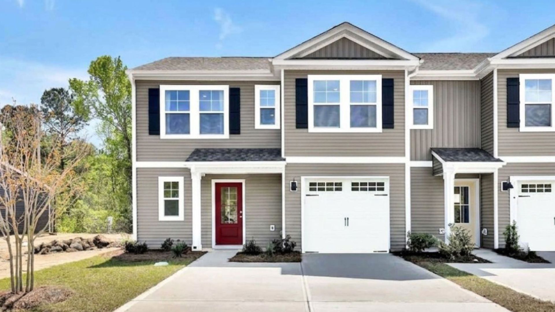 Welcome to the Norman a two-story townhome with 4 bedrooms, 2.5 Baths, loft, 1,763 sq ft and 1 car garage in a prime location in Leland, North Carolina.